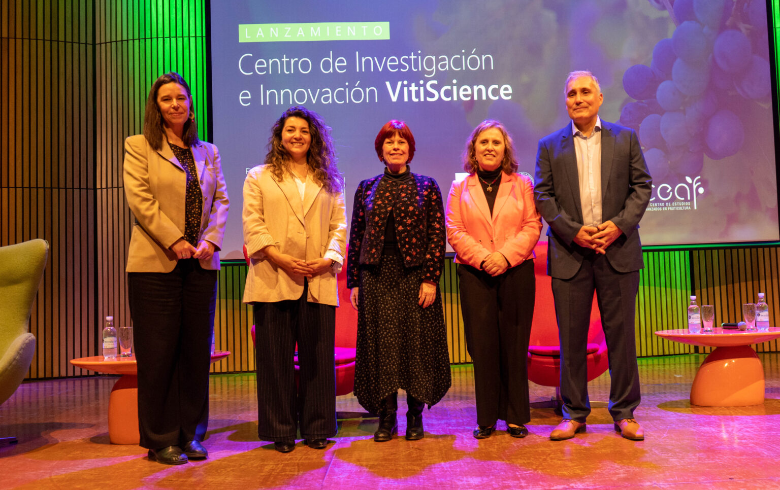 Lanzamiento 1 Nicole Ehrenfeld, Natalia Brossard, Marian Krause, Alejandra Engler, Alonso Pérez