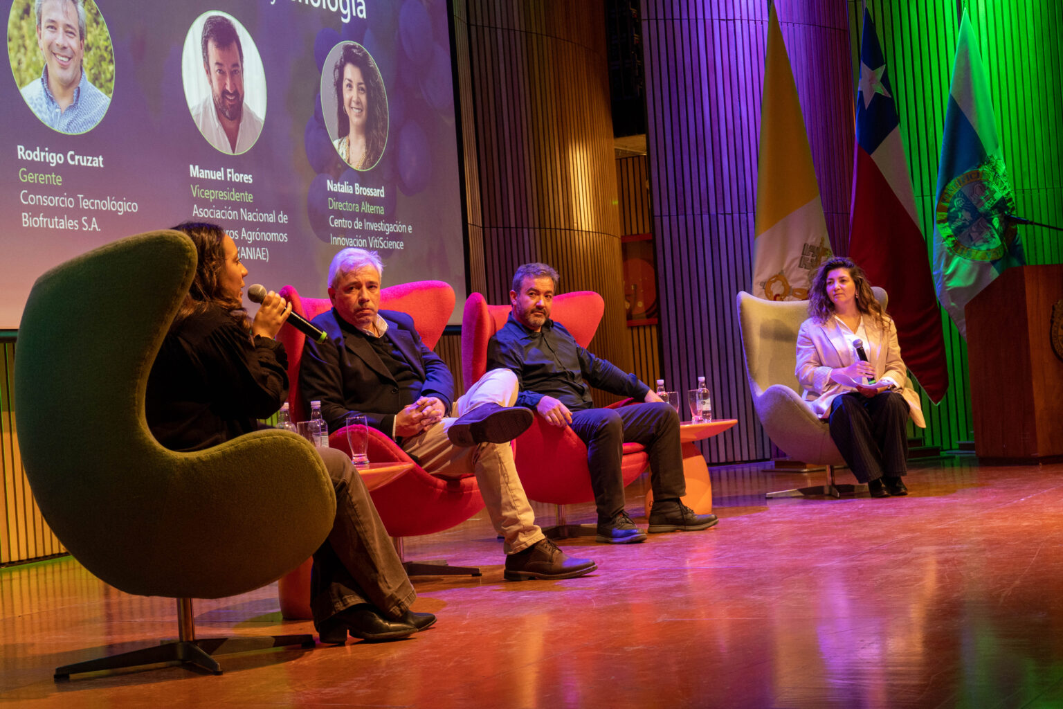 Lanzamiento 3 Esperanza Garrido, Rodrigo Cruzat, Manuel Flores, Natalia Brossard